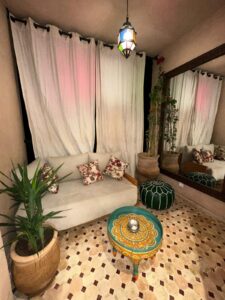 Yucca Salon 2