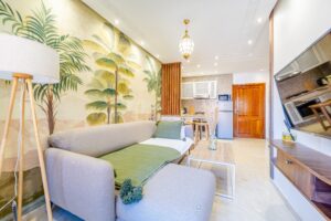 Yucca Salon 8